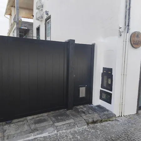 Casa De Garrett * Lagoa (Azores)